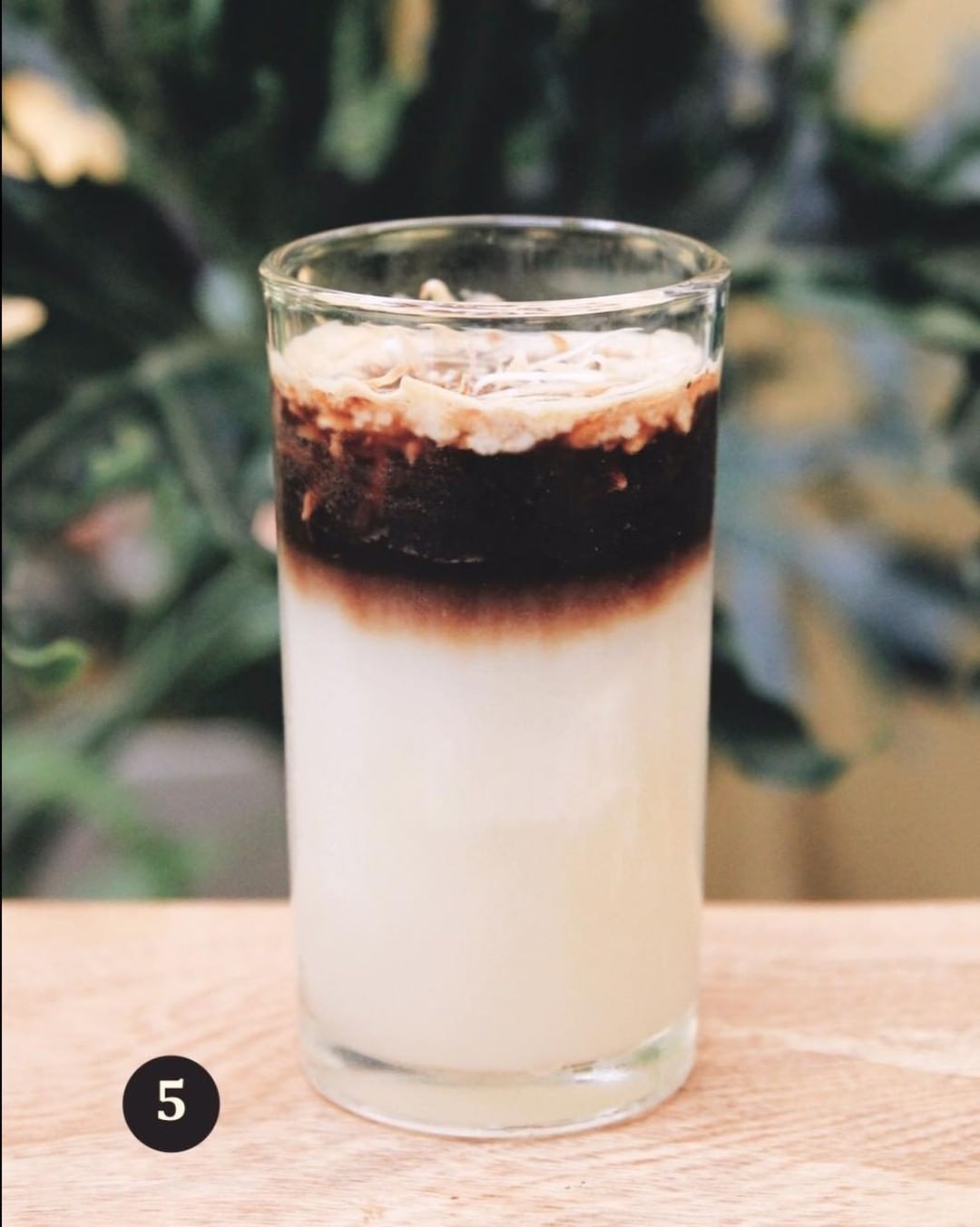 CUỘC HỘI NGỘ NGÀY CUỐI TUẦN