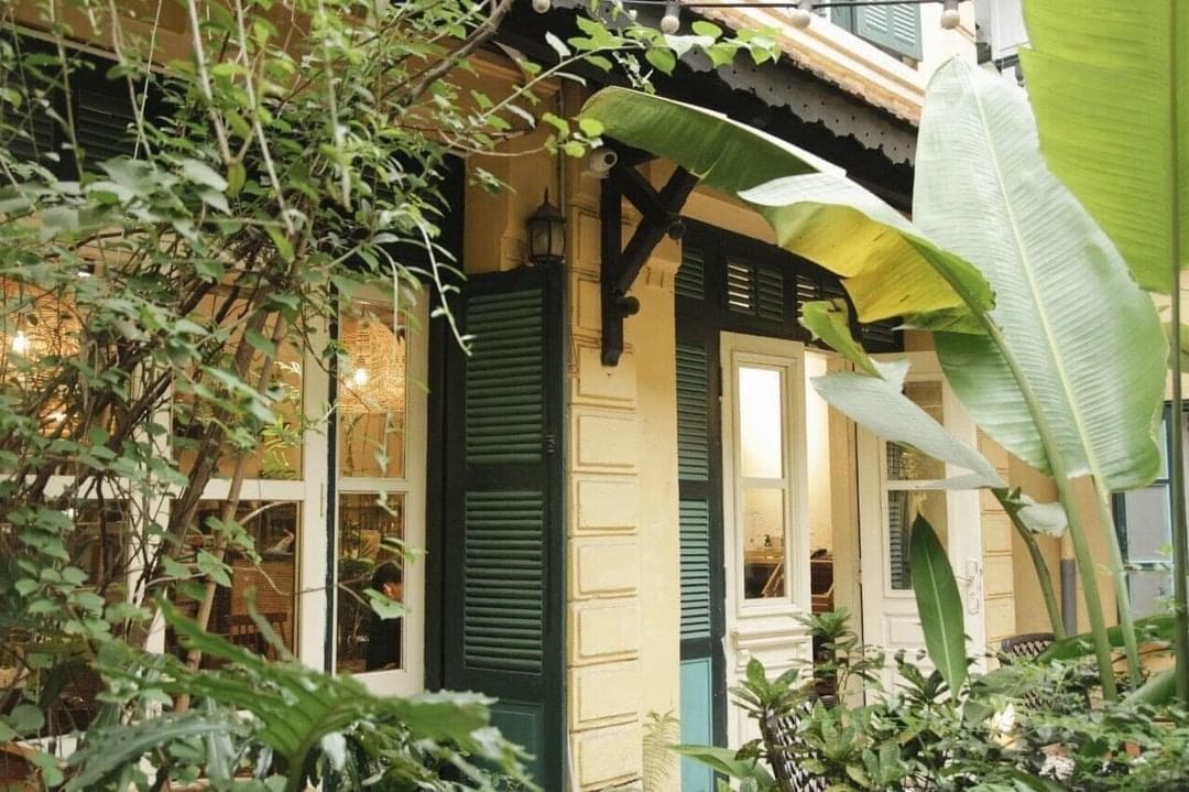 ? Sớm nay gió về bên căn nhà cổ