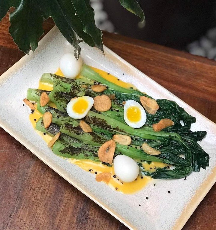 Quay trở về chế độ ăn healthy.